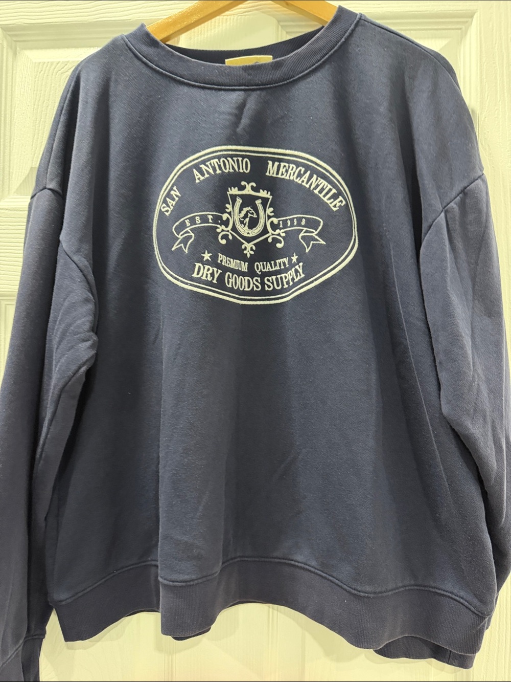 Women’s Navy Graphic Sweatshirt